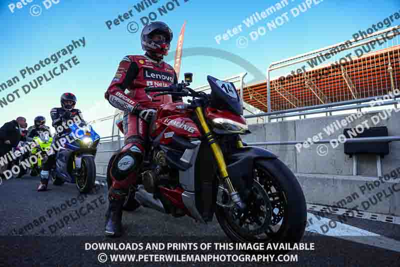 cadwell no limits trackday;cadwell park;cadwell park photographs;cadwell trackday photographs;enduro digital images;event digital images;eventdigitalimages;navarra;no limits trackdays;peter wileman photography;racing digital images;trackday digital images;trackday photos